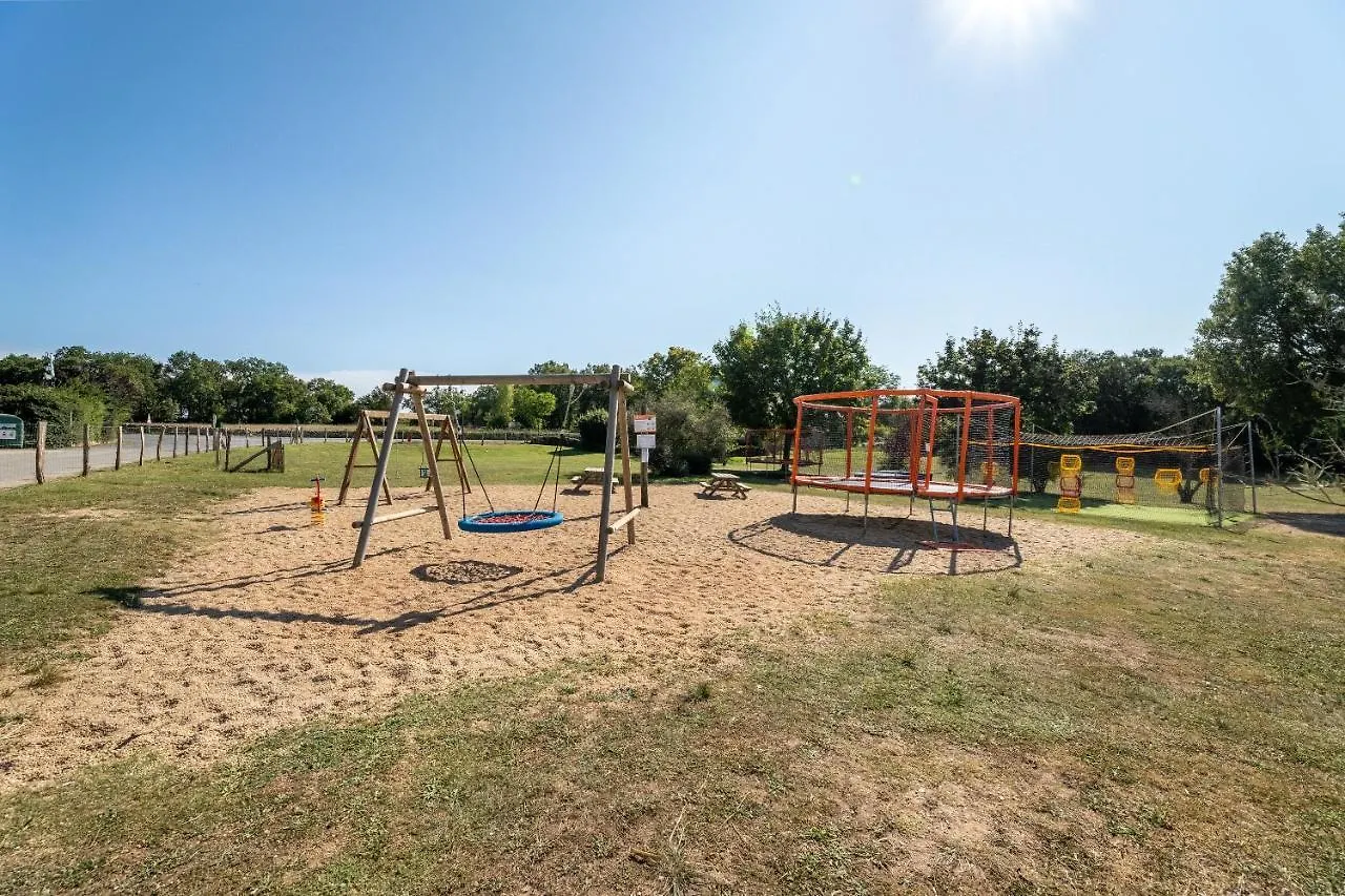 Campsite Camping Les Cigales Rocamadour Hotel
