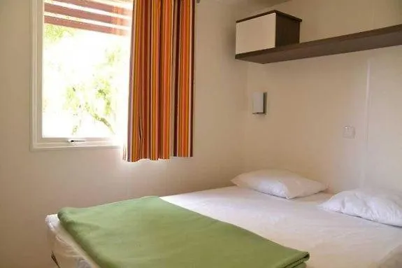 Camping Les Cigales Rocamadour Hotel Campsite